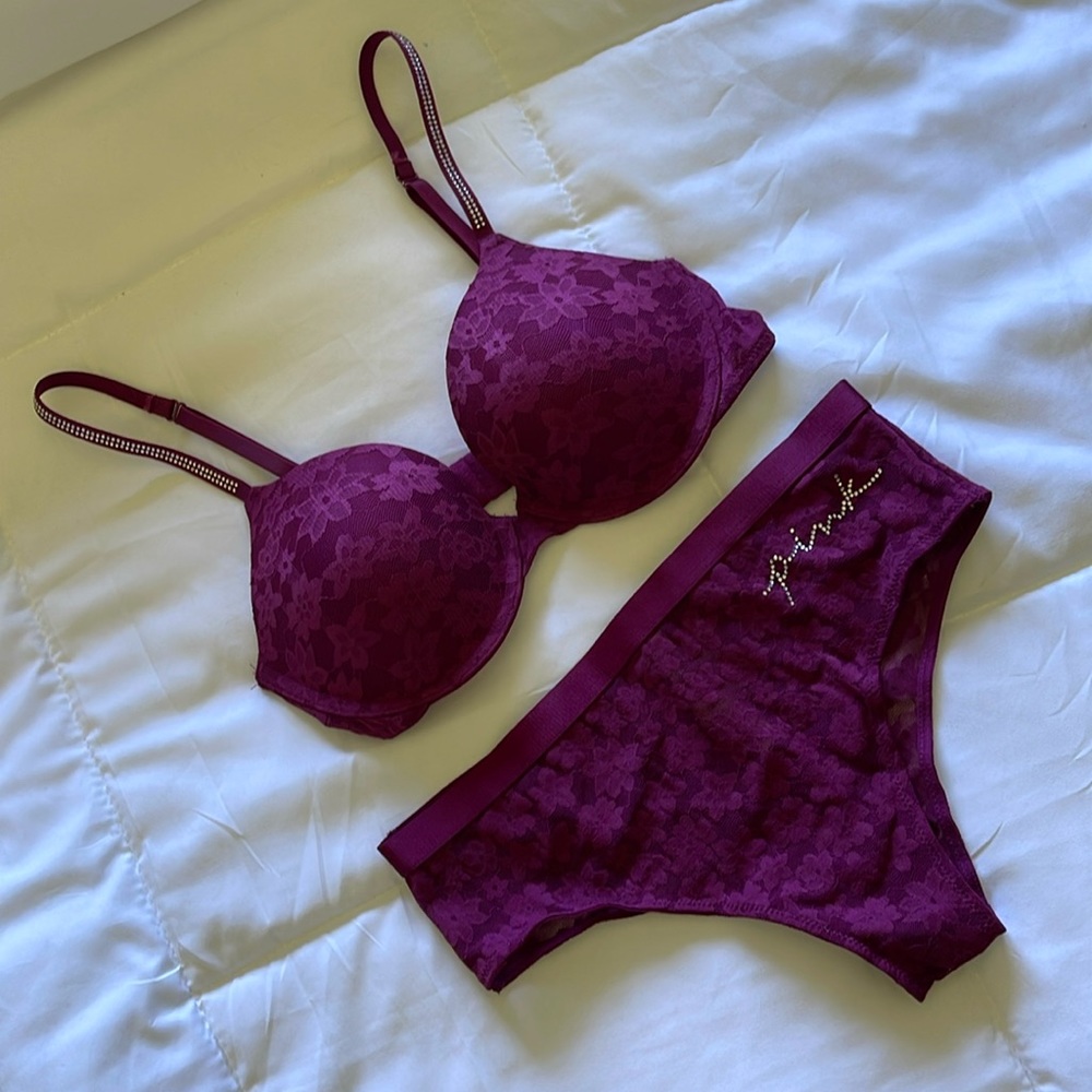 PINK 🐕 Bra & Panty Set